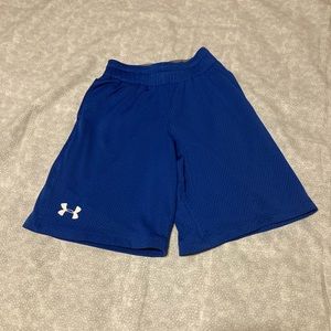 Boys size XS Under Armour Shorts